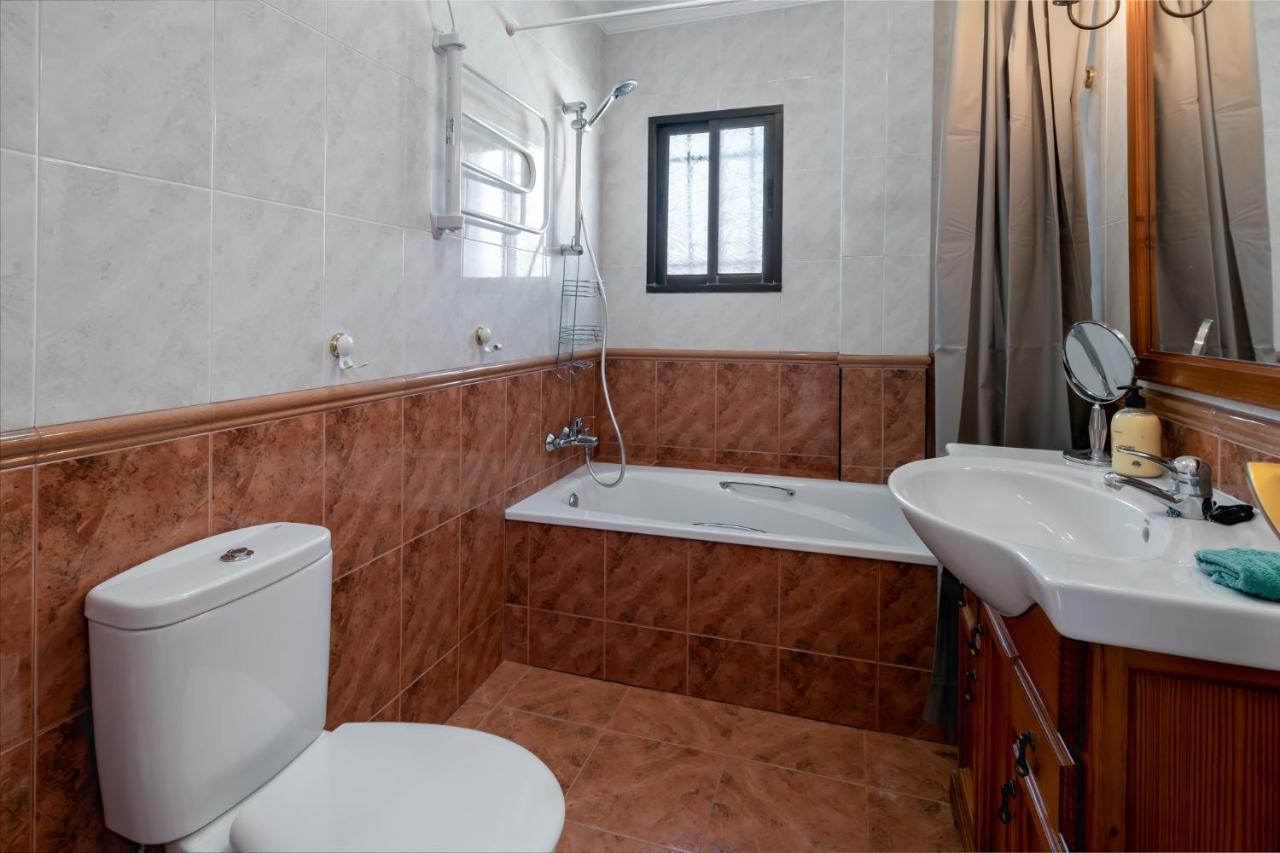 Вилла Casa Limon Нерха Экстерьер фото